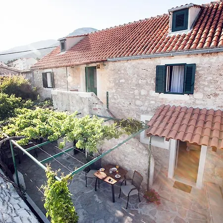 Apartment Paradise Stone Bol