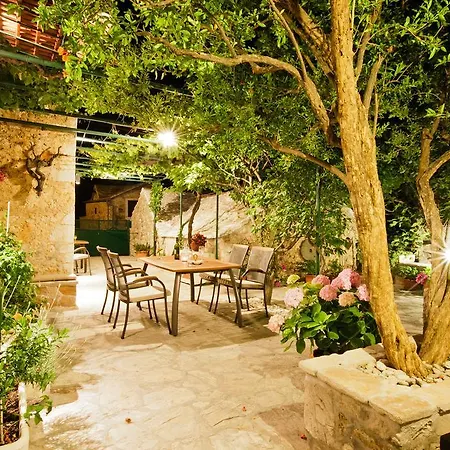 Apartment Paradise Stone Bol