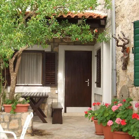 Apartment Paradise Stone *
