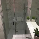 Paradise Stone Apartment Bol