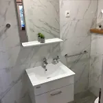 Paradise Stone Apartment *