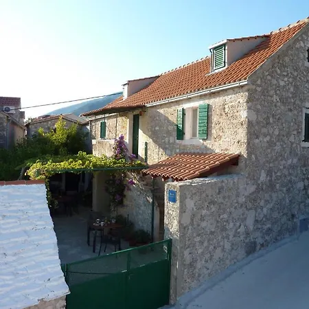 Apartment Paradise Stone *