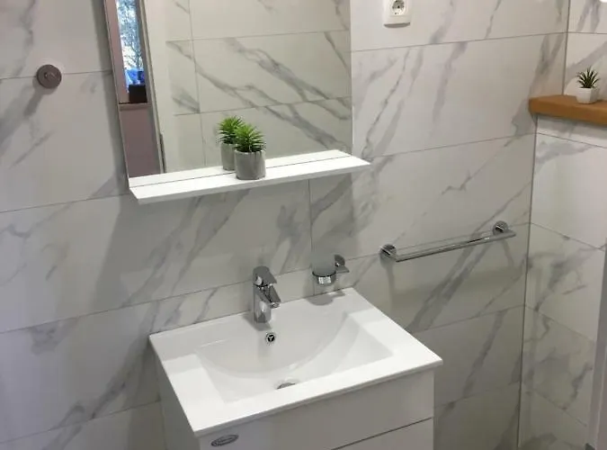 Paradise Stone Apartment *