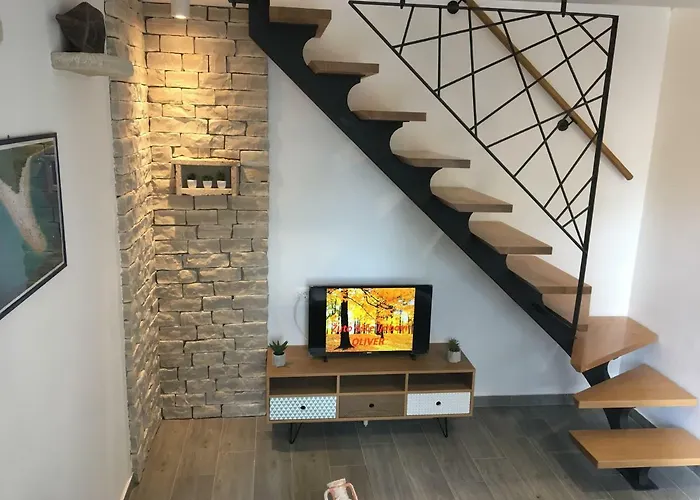 Paradise Stone Apartment *